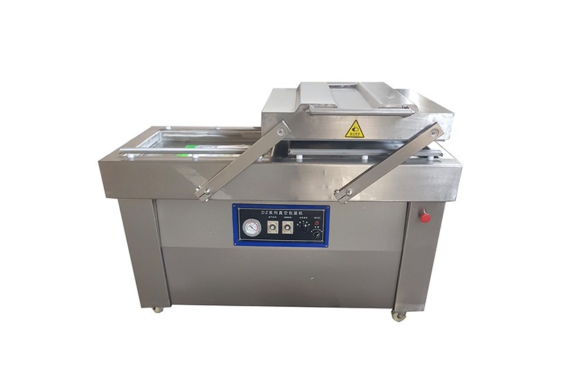 Vacuum packing machine